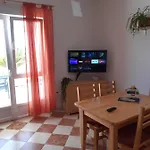 Apartments Primosten דירה פרימוסטן