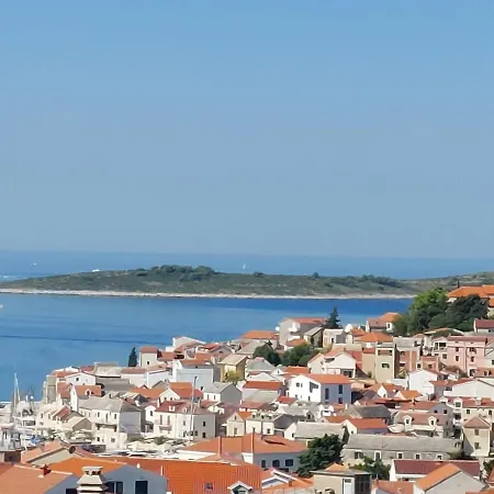 Apartments Primosten