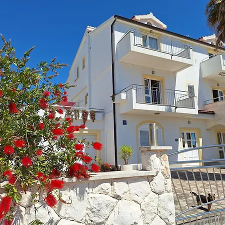 Apartment Apartments Primosten Primosten