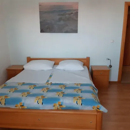 Apartments Primosten Lejlighed *