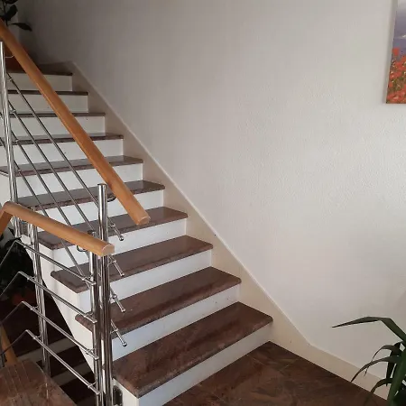 Apartment Apartments Primosten