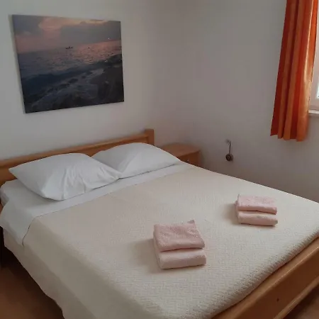Apartment Apartments Primosten Primosten