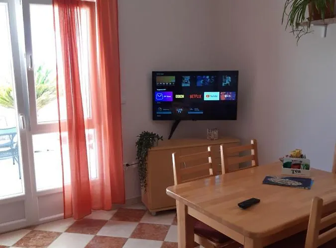 Apartments Primosten Appartement Primošten