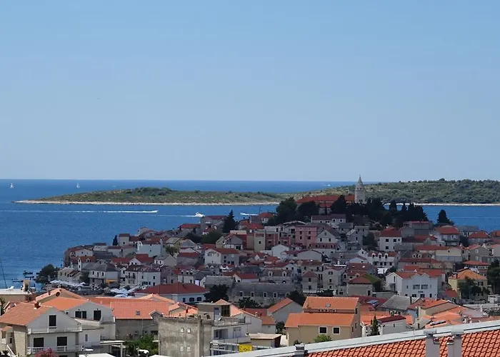 Apartments Primosten